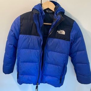 North Face boys winter jacket- Size small- 7/8.